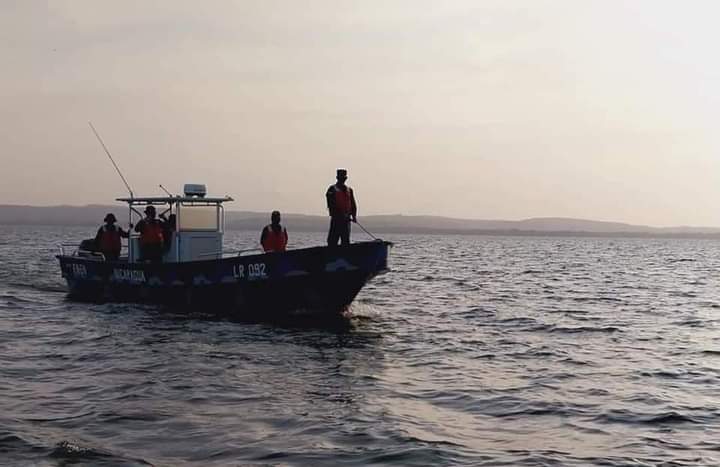 La Fuerza Naval recupera el cuerpo de dos miembros de una familia víctima de un naufragio en el Cocibolca