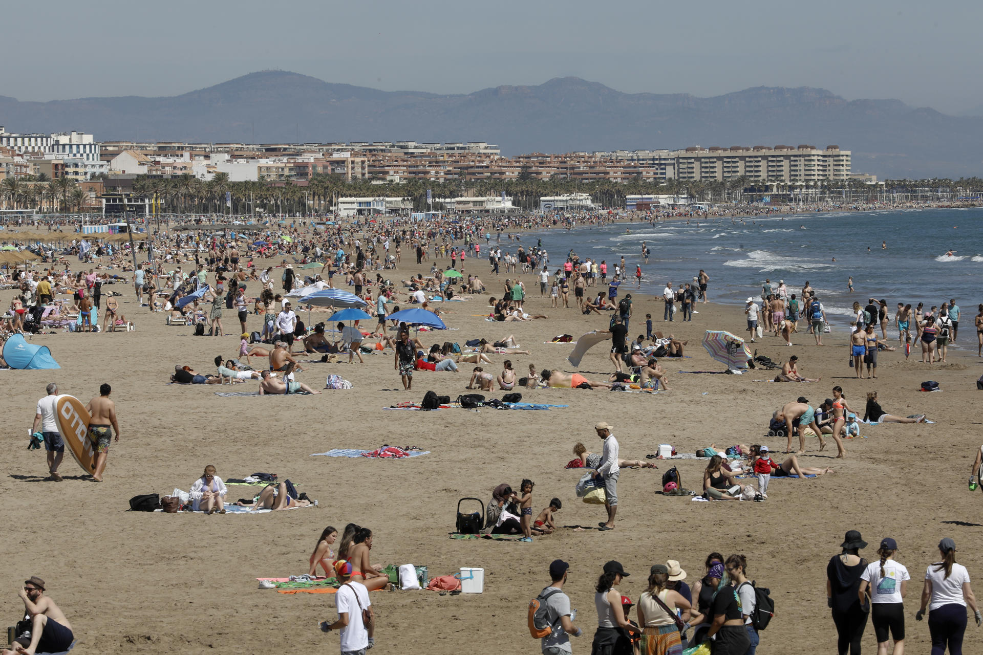 Un calor «excepcional e insólito» dejará valores de hasta 40º en media España