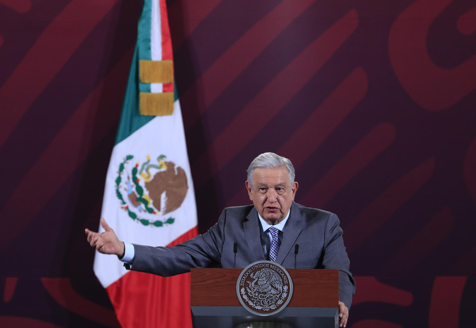 Presidente de México asegura tener pruebas del tráfico de fentanilo de China