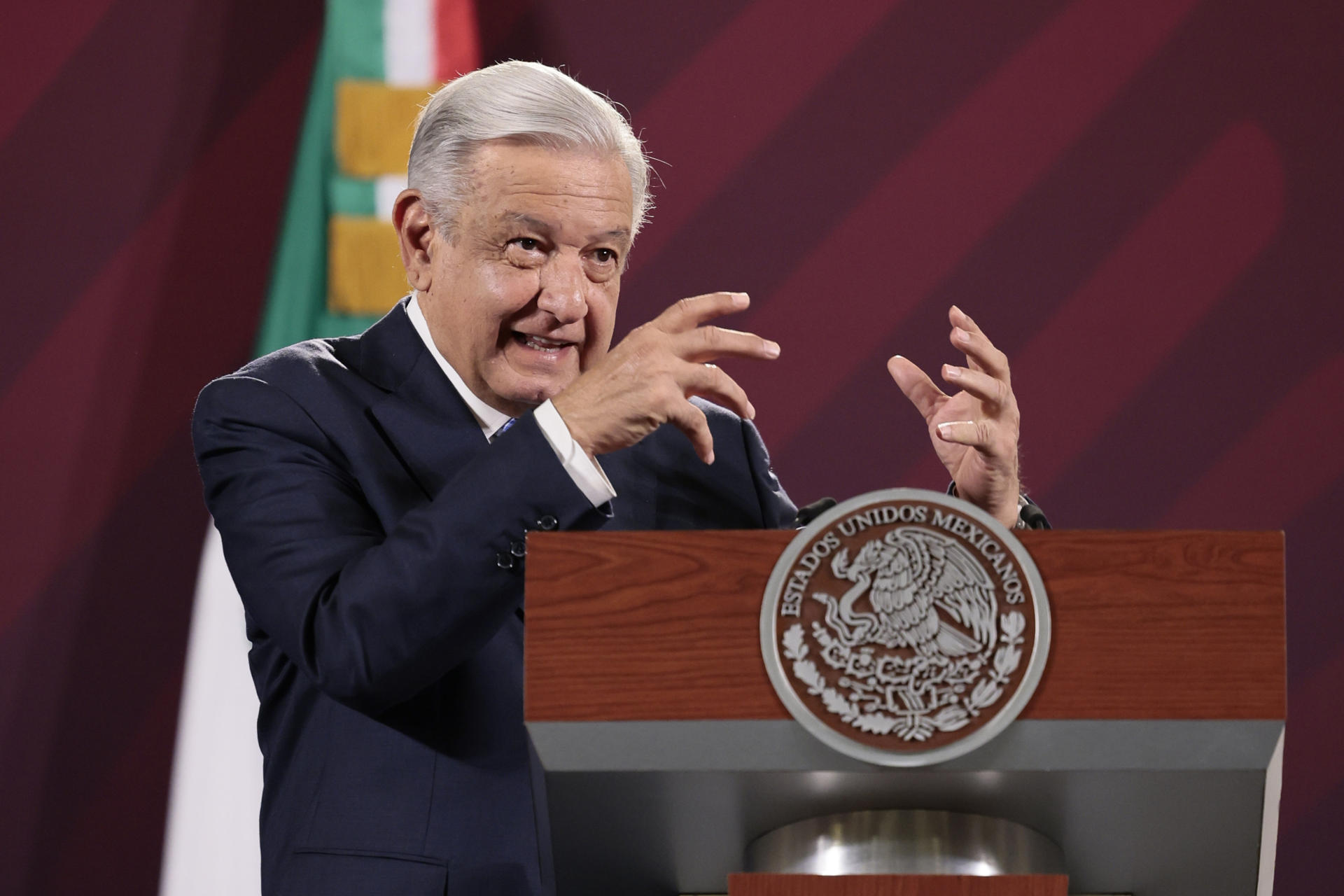 México dice que traficantes cobran 10.000 dólares a migrantes ante el fin del Título 42