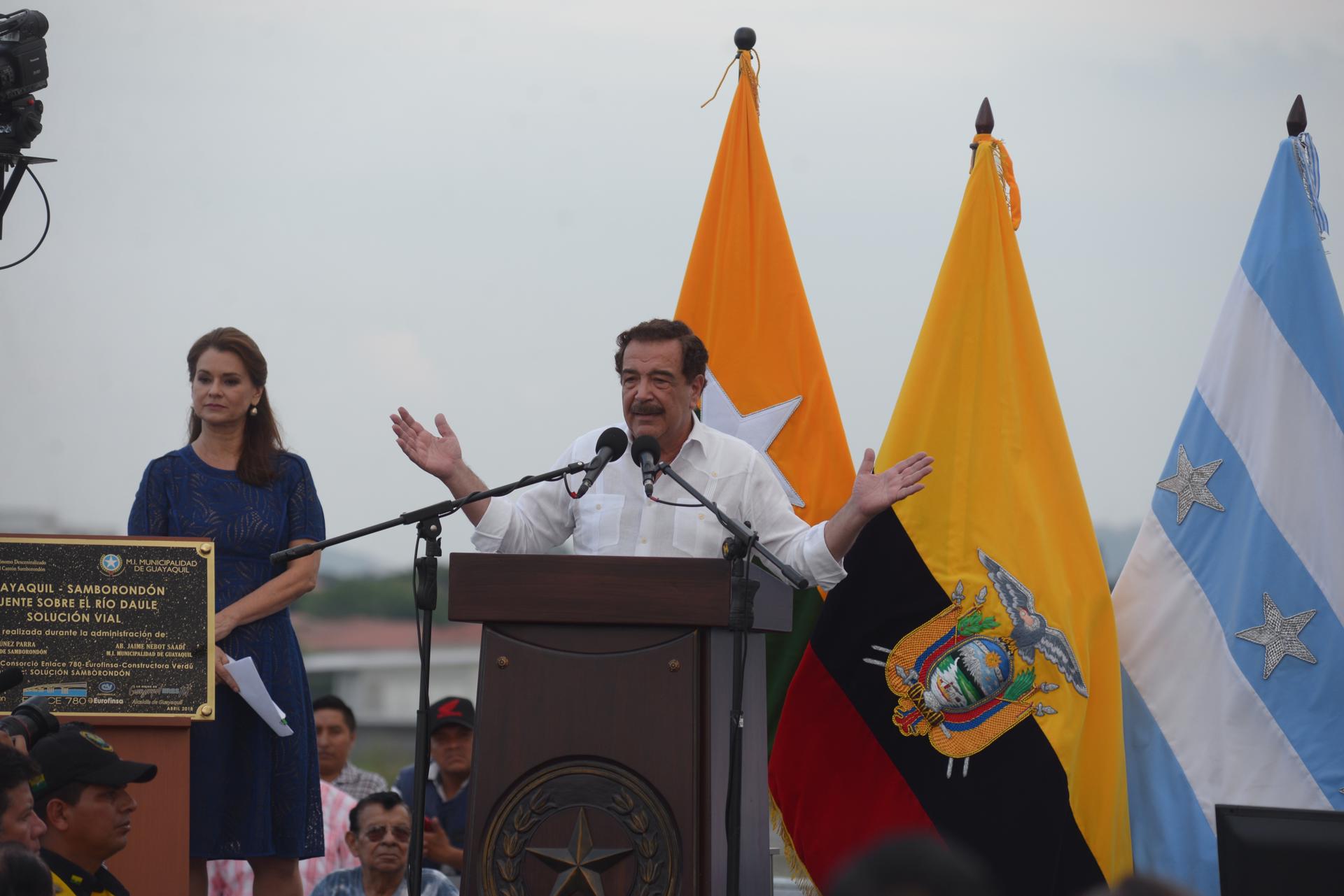 Demandan inconstitucionalidad al decreto de Lasso que disuelve el Parlamento en Ecuador