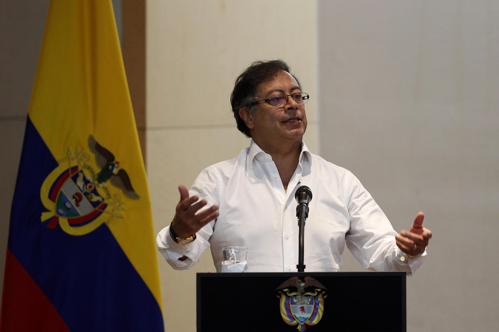 Instituto recibe información sobre cuatro menores desaparecidos en accidente aéreo en Colombia