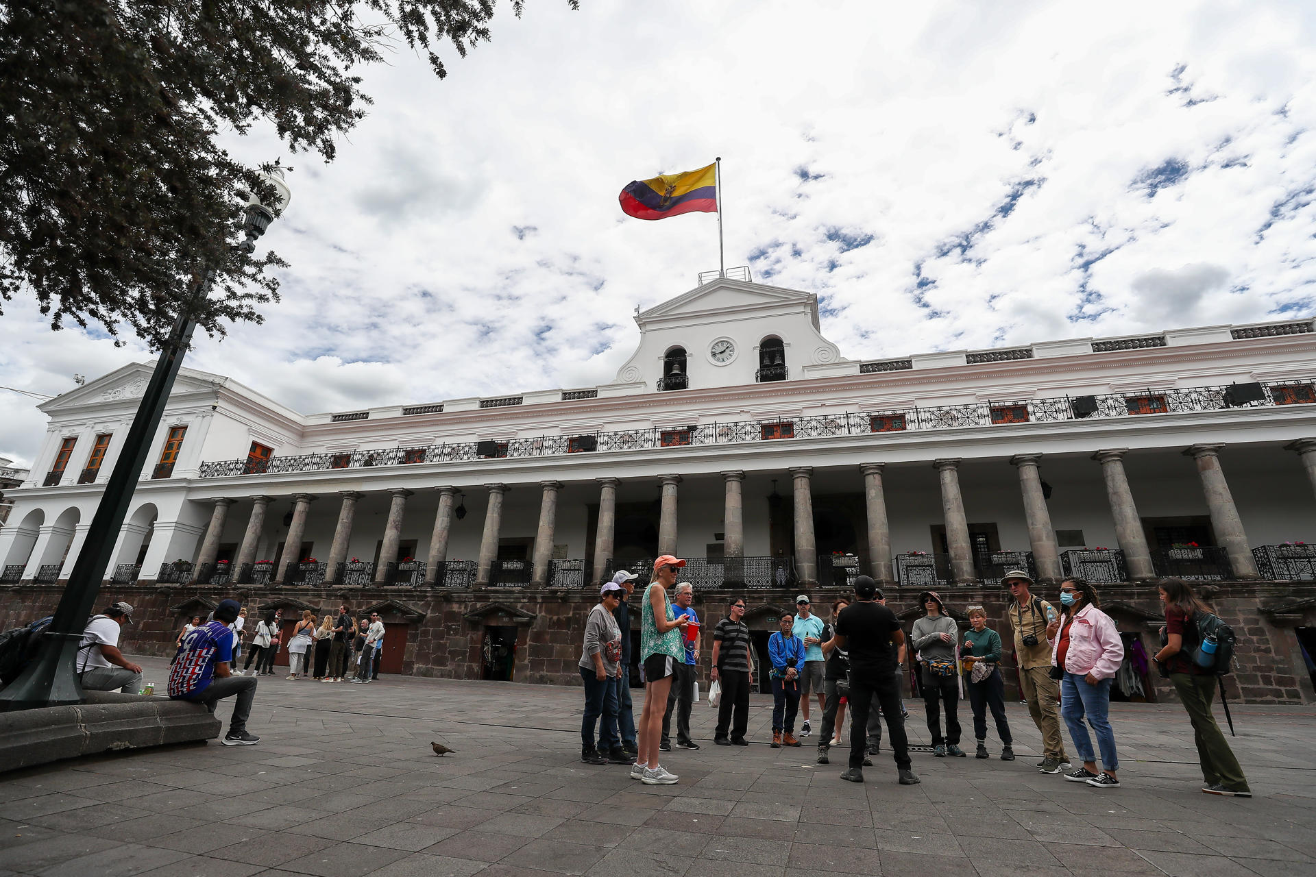 La «muerte cruzada», un atajo de la democracia ecuatoriana, «soft» y constitucional