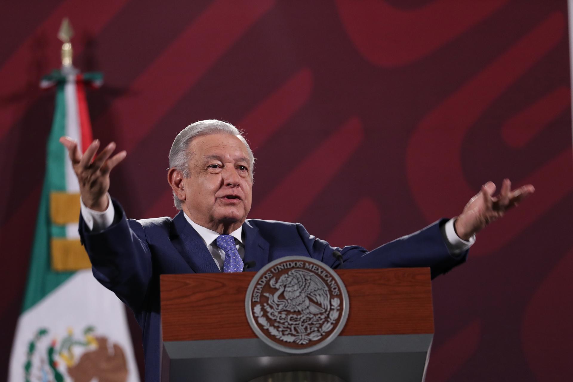 López Obrador pide a hispanos no votar por Ron DeSantis para presidente de EE.UU.
