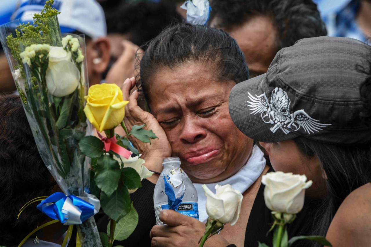 La masacre del 30 de mayo: Las madres ahogan el dolor por sus hijos asesinados con gritos de justicia