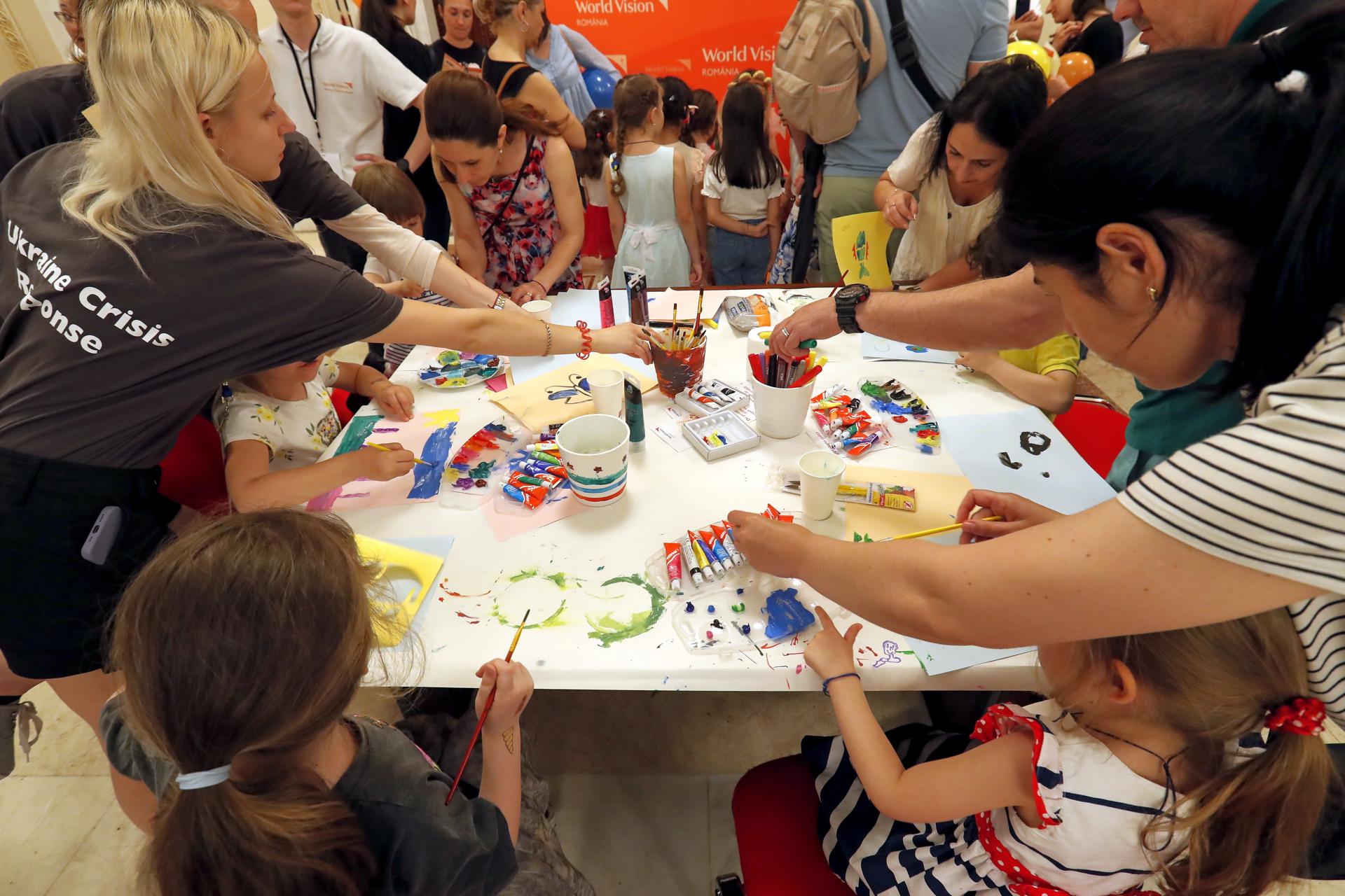 Ucrania recuerda a sus niños muertos el Día Internacional del Niño