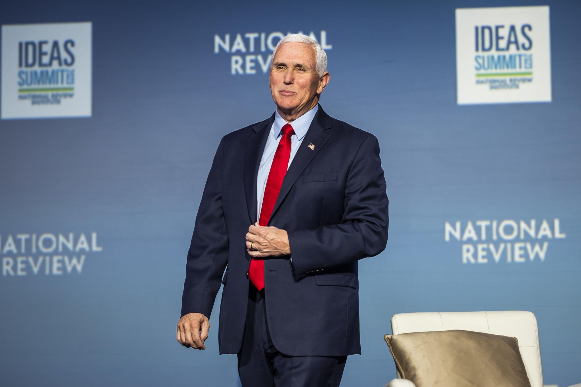 El exvicepresidente de EE.UU. Mike Pence presenta su candidatura para los comicios de 2024