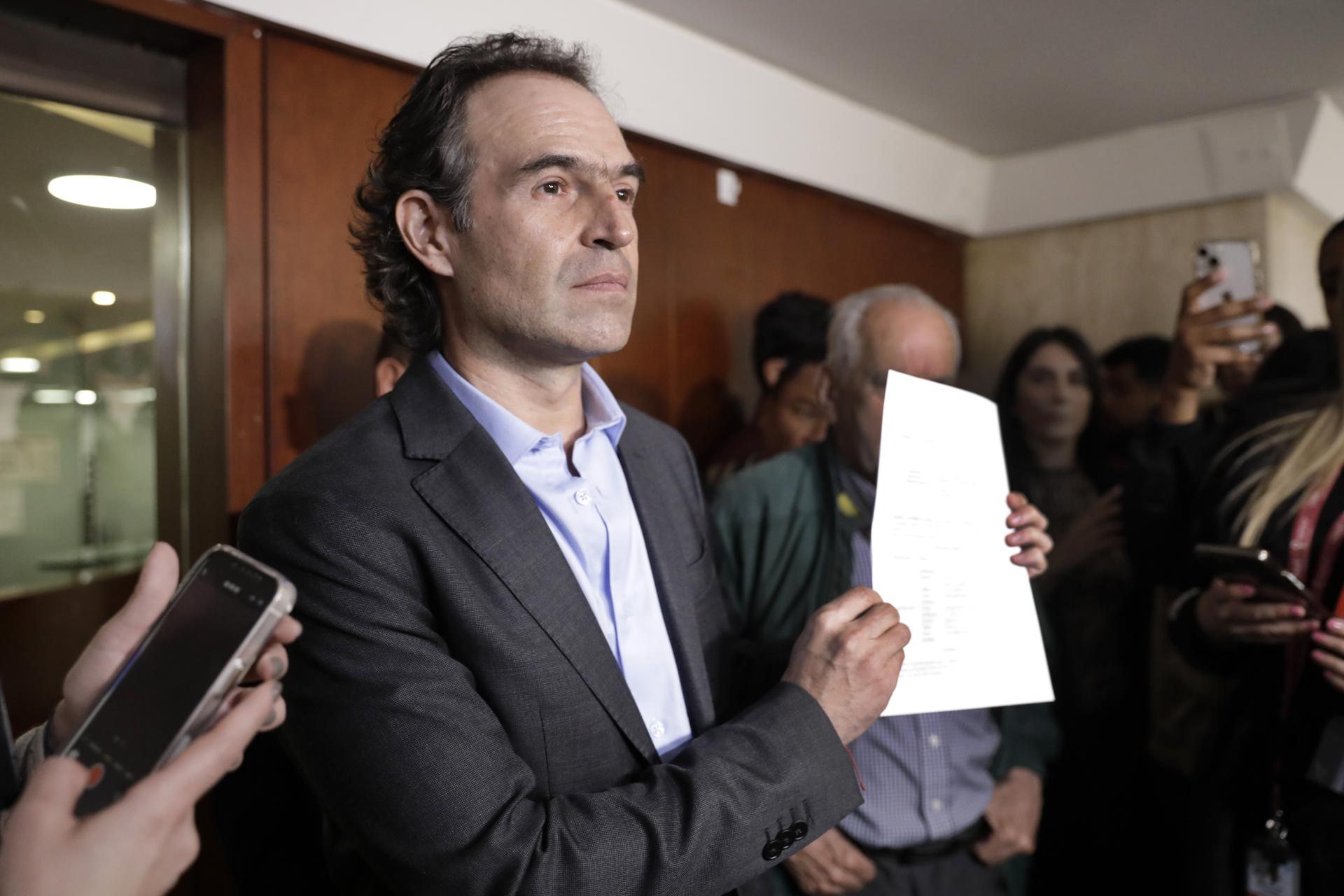 «Estamos frente a un Gobierno ilegal», dice opositor colombiano y pide la renuncia de Petro