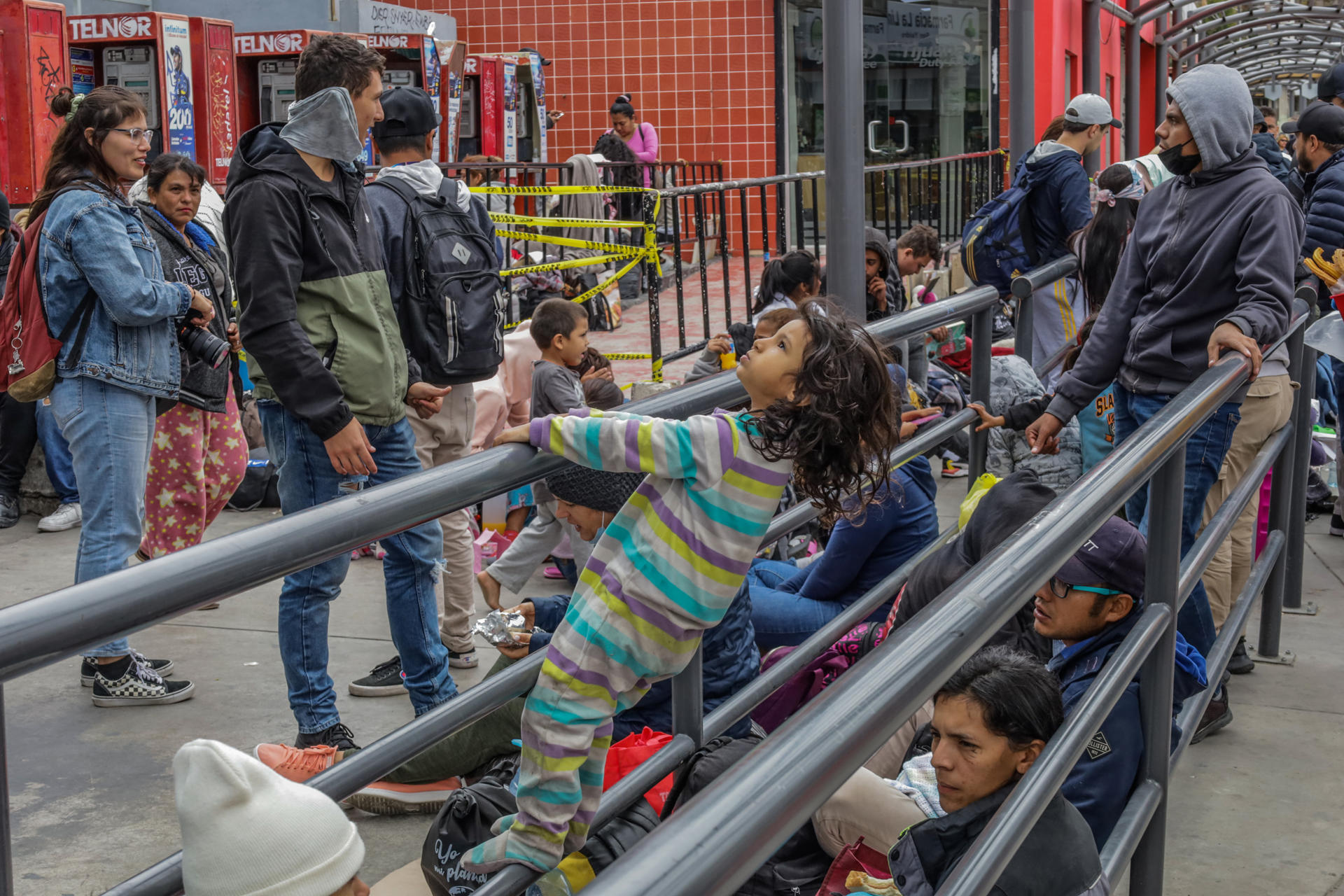 La mayoría de los migrantes en el norte de México no cuentan con documentos, según la OIM