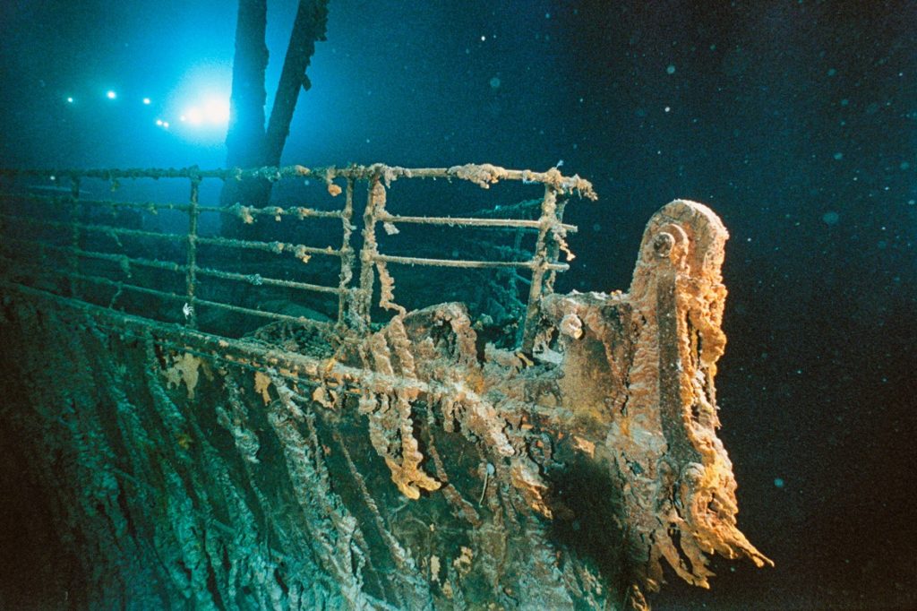 Desaparece un submarino que llevaba a cinco turistas a ver los restos del Titanic