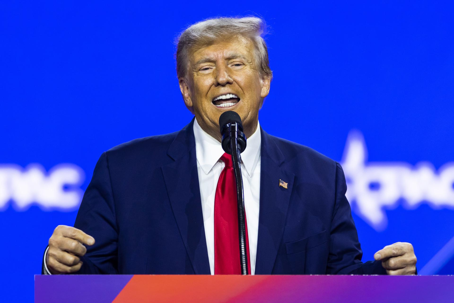 Un juez de EE.UU. prohíbe a la defensa de Trump compartir la evidencia en el caso de los documentos