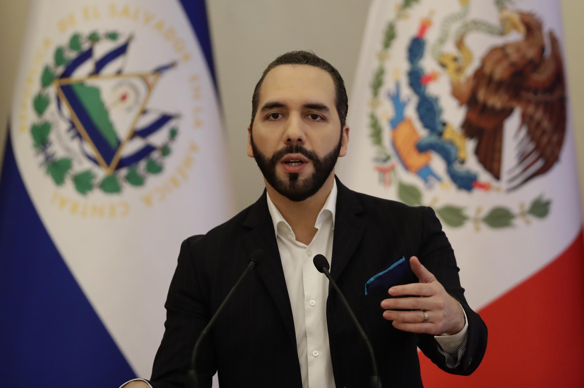 Bukele inscribe su precandidatura a la reelección de la Presidencia salvadoreña