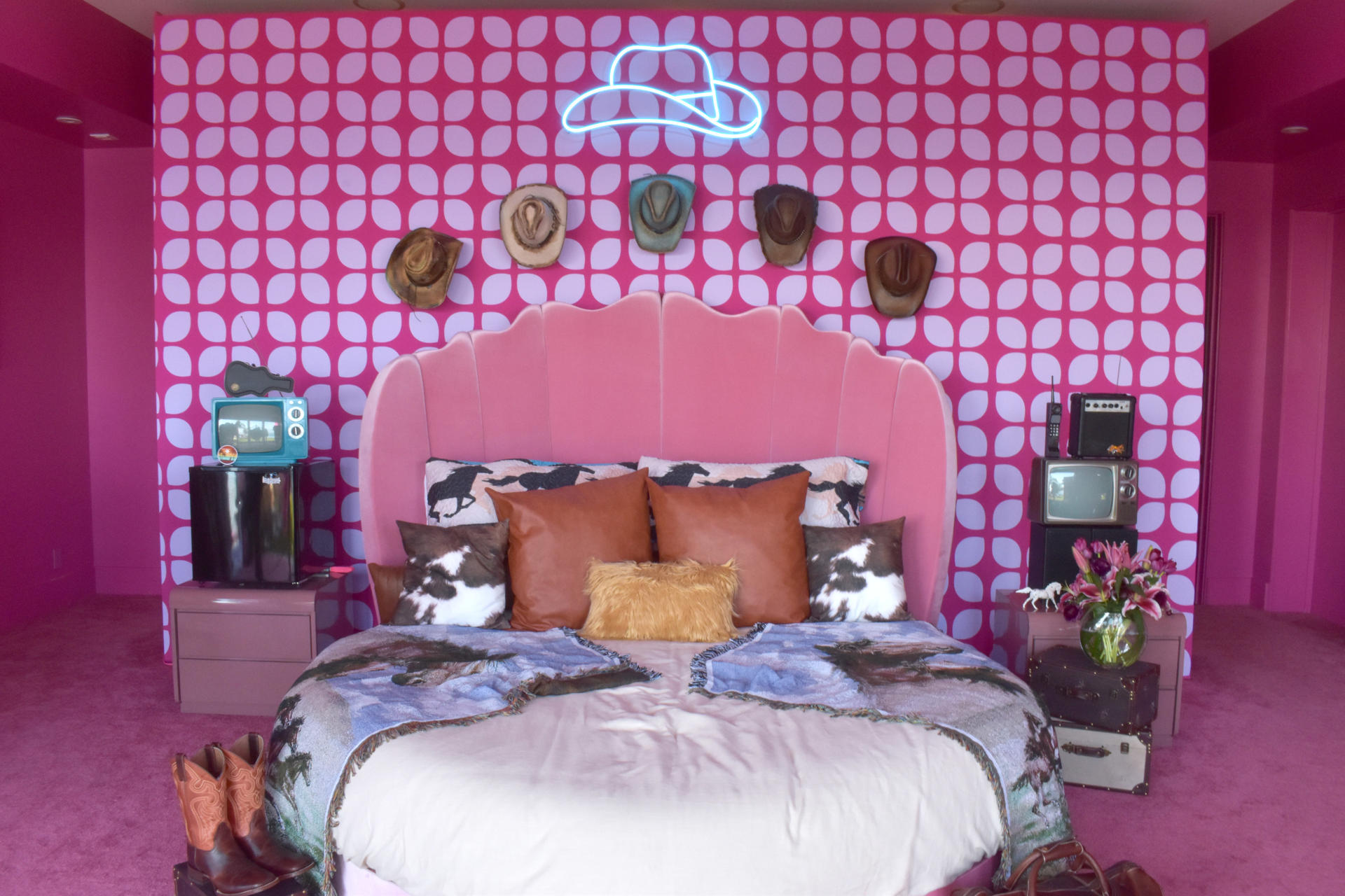 La Casa de los Sueños de Barbie y Ken, un espacio surrealista entre las montañas de Malibú