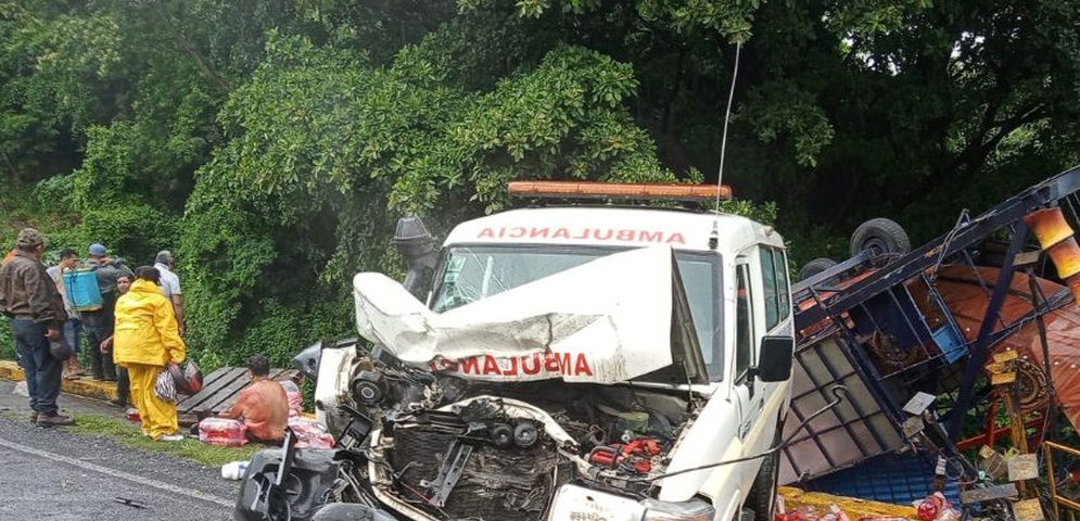 Cinco heridos y un desaparecido en un violento accidente en La Concha, Masaya