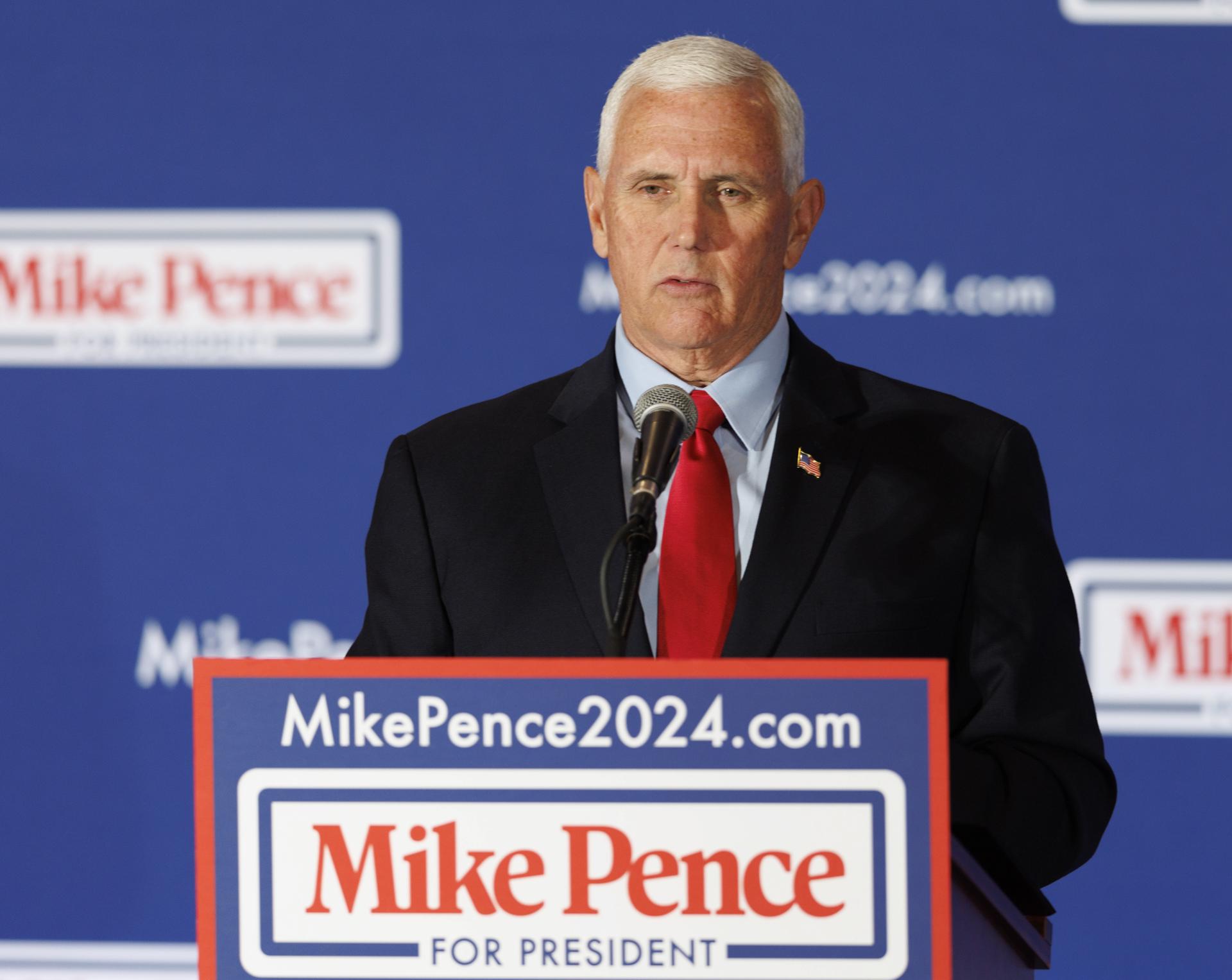 Pence dice que Trump estaba rodeado de «chiflados» tras las elecciones de 2020