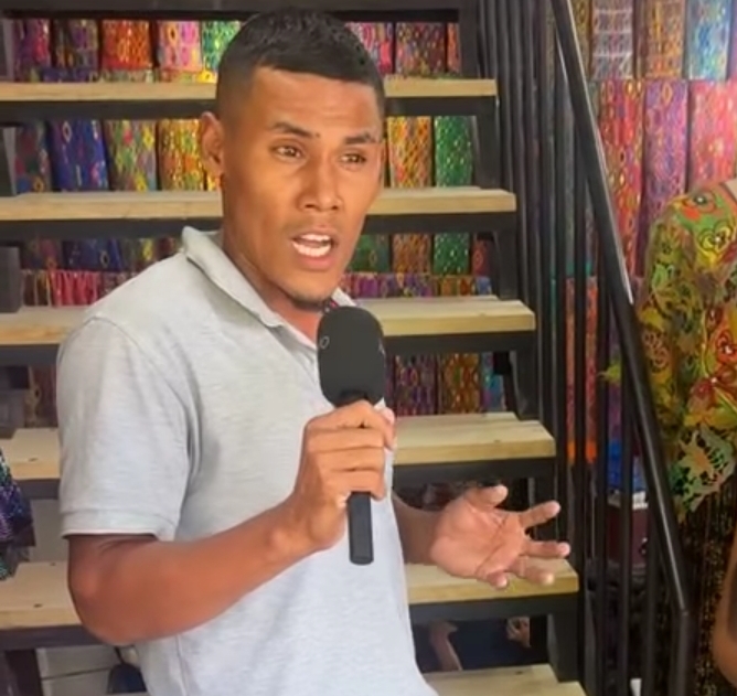 Otro nicaragüense viaja a Guatemala para cumplir su sueño de grabar una canción
