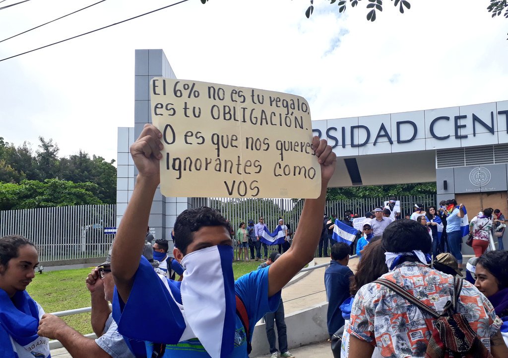 Ortega se ensaña con estudiantes de la UCA: cárcel y bloqueo para someterlos