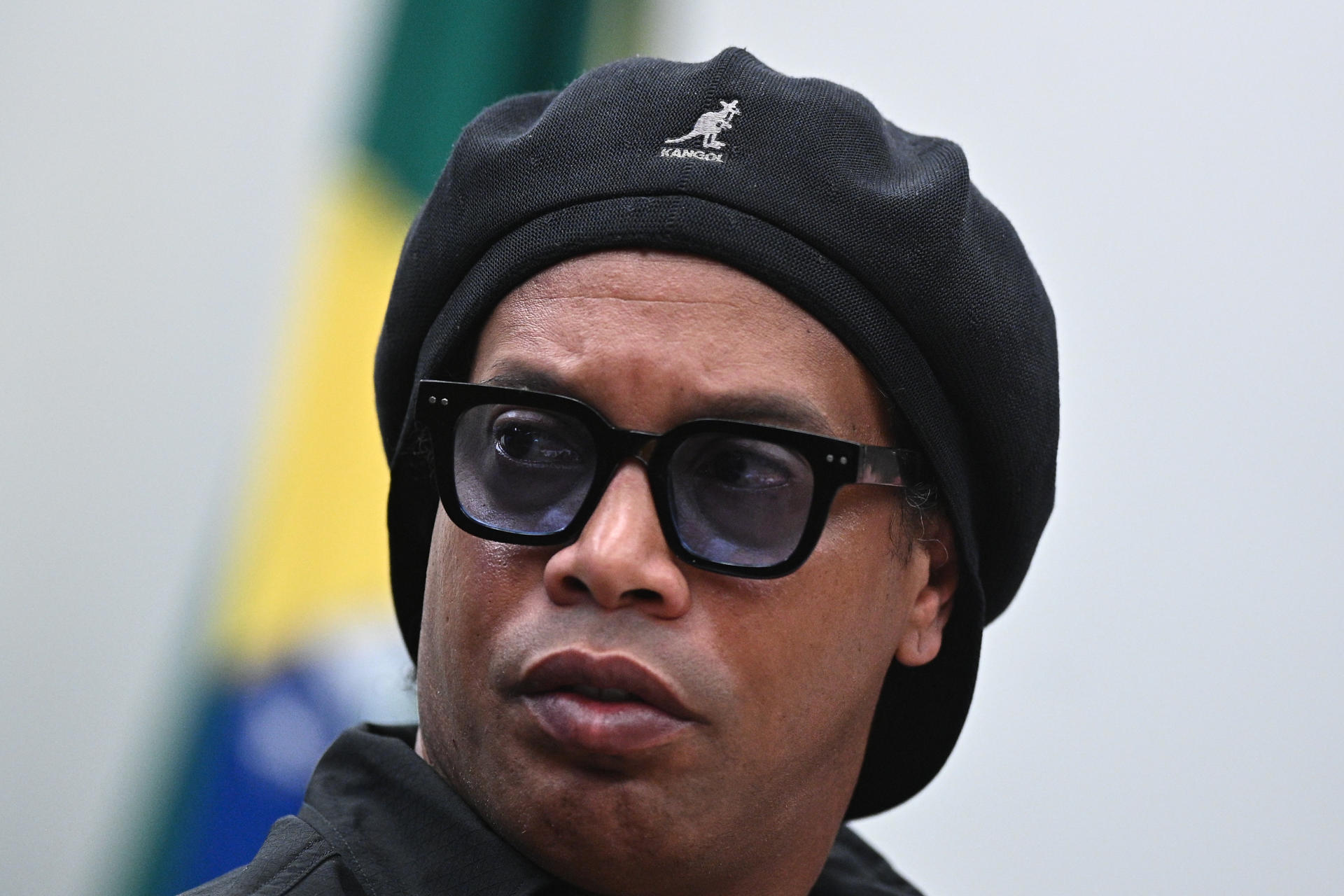 Ronaldinho alega ante el Congreso que su nombre fue usado indebidamente en una estafa