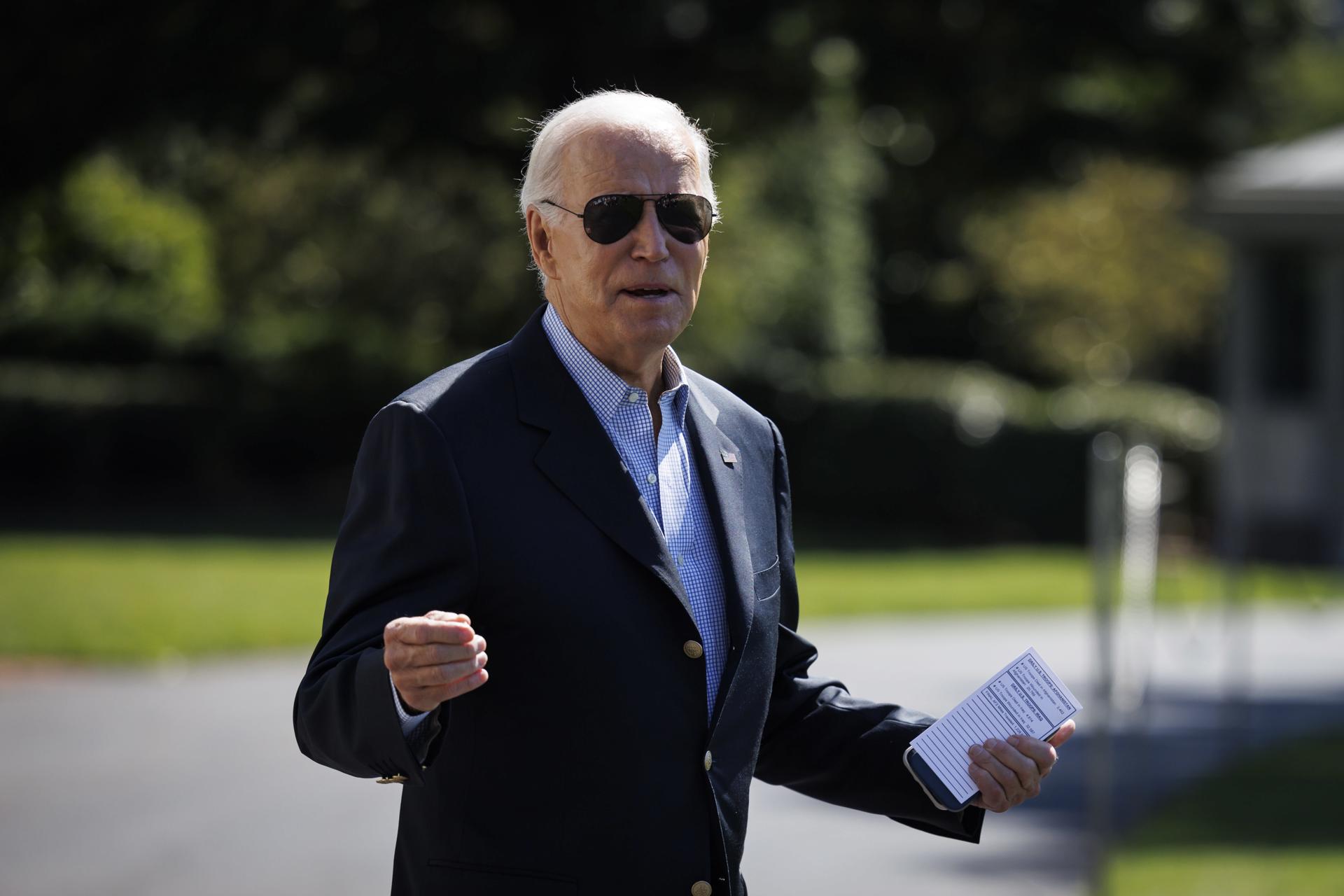 Biden llega a Florida para evaluar los daños de Idalia