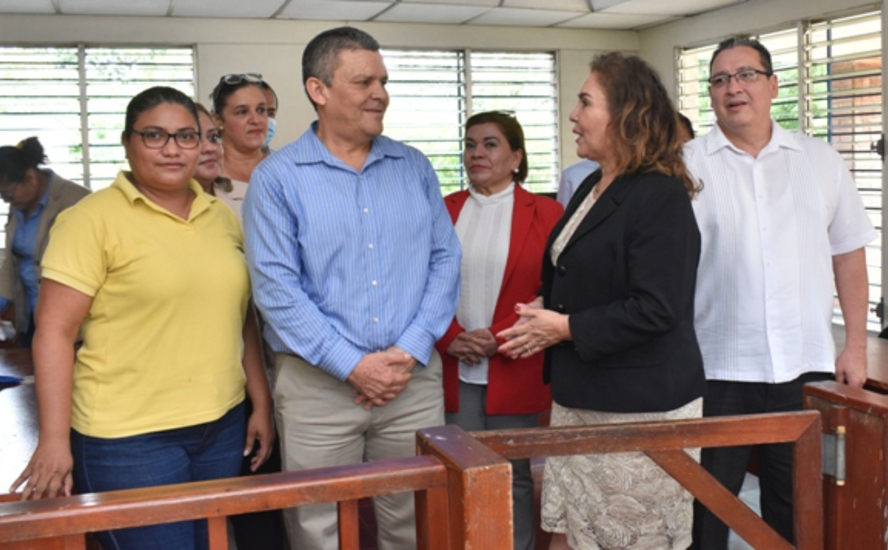 La muerte civil del juez orteguista no castiga la corrupción, es una «lección para los de adentro» y una evidencia del manoseo a la Justicia