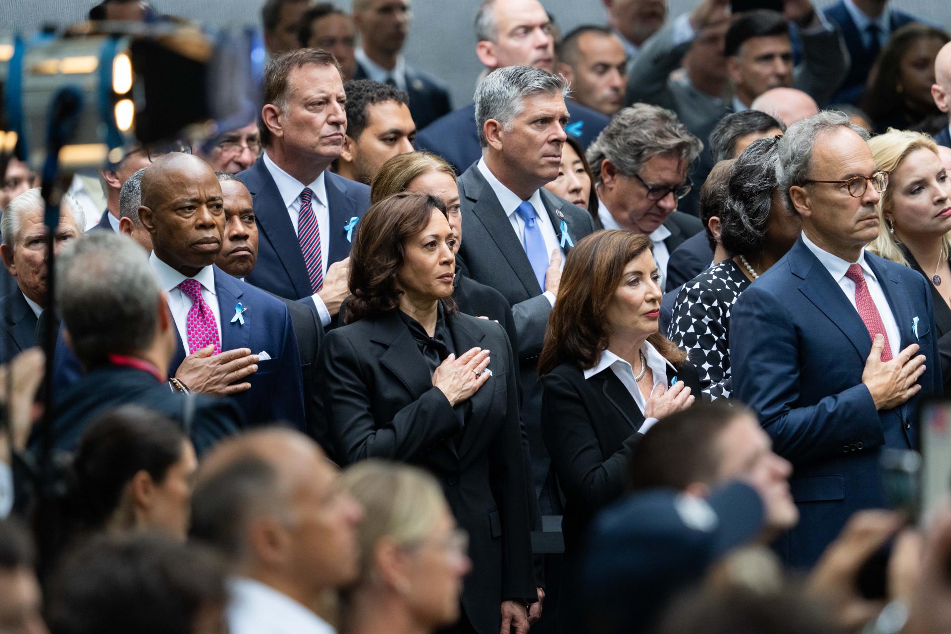 La vicepresidenta y el alcalde de Nueva York presiden los actos de homenaje del 11-S