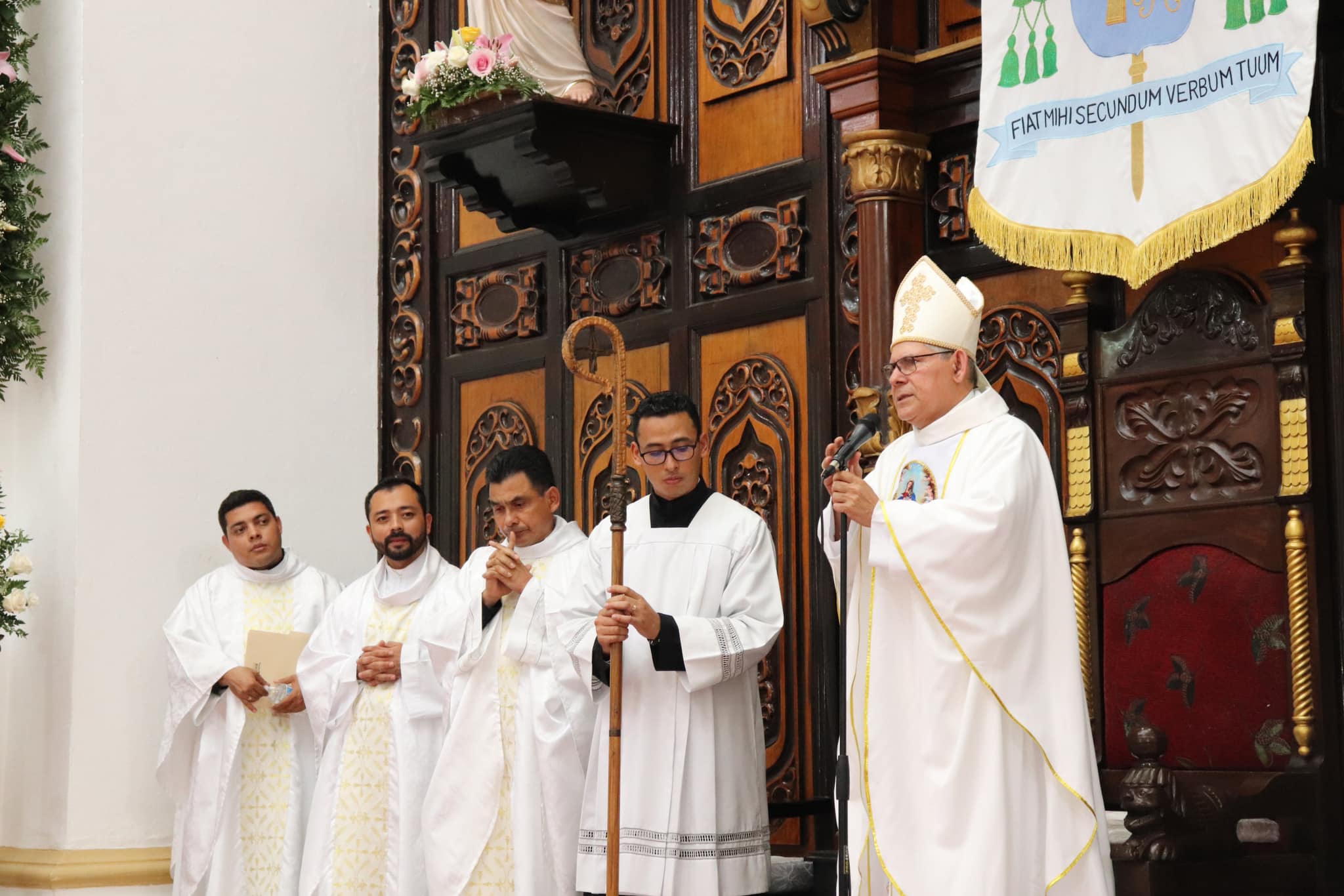 El presidente de la CEN ruega a la Virgen de La Merced por monseñor Álvarez “con la esperanza de que el futuro será mejor”