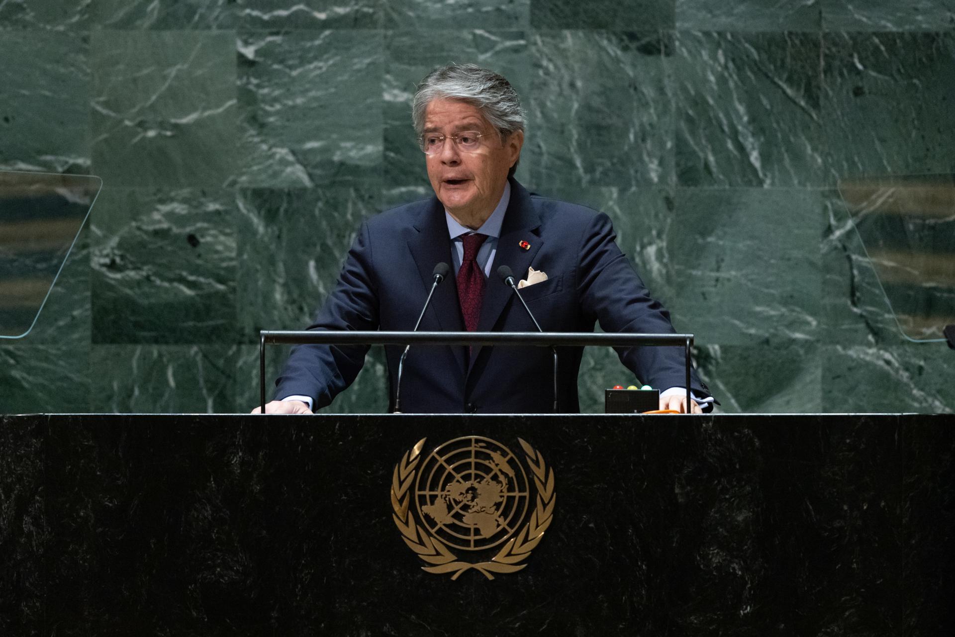 El presidente de Ecuador carga contra el “régimen autoritario” de Ortega por cancelación del Incae 