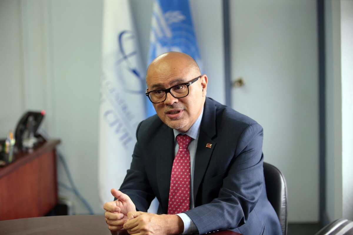Canciller tico critica a regímenes de Ortega y Maduro