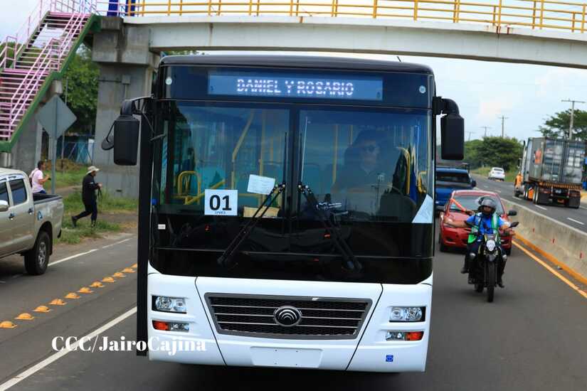 Régimen recibe el primer lote de 250 buses chinos de un total de 1.500