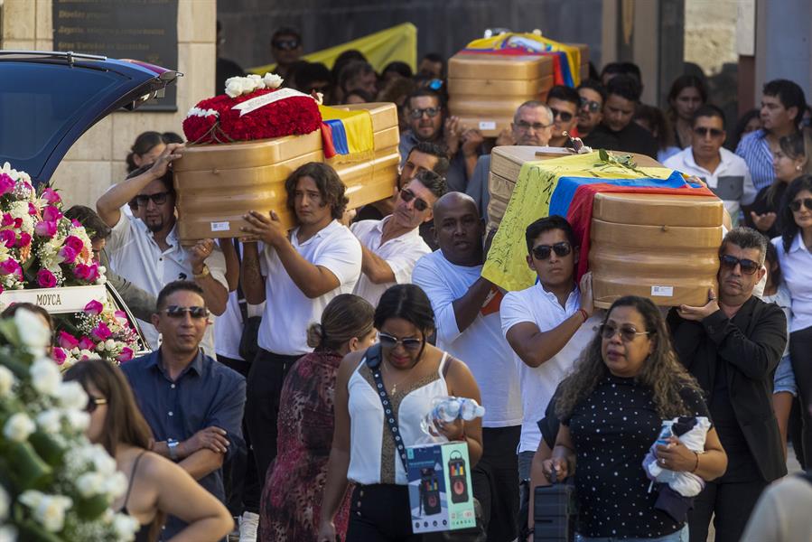 Dan el último adiós a 4 de los fallecidos en el incendio en Murcia