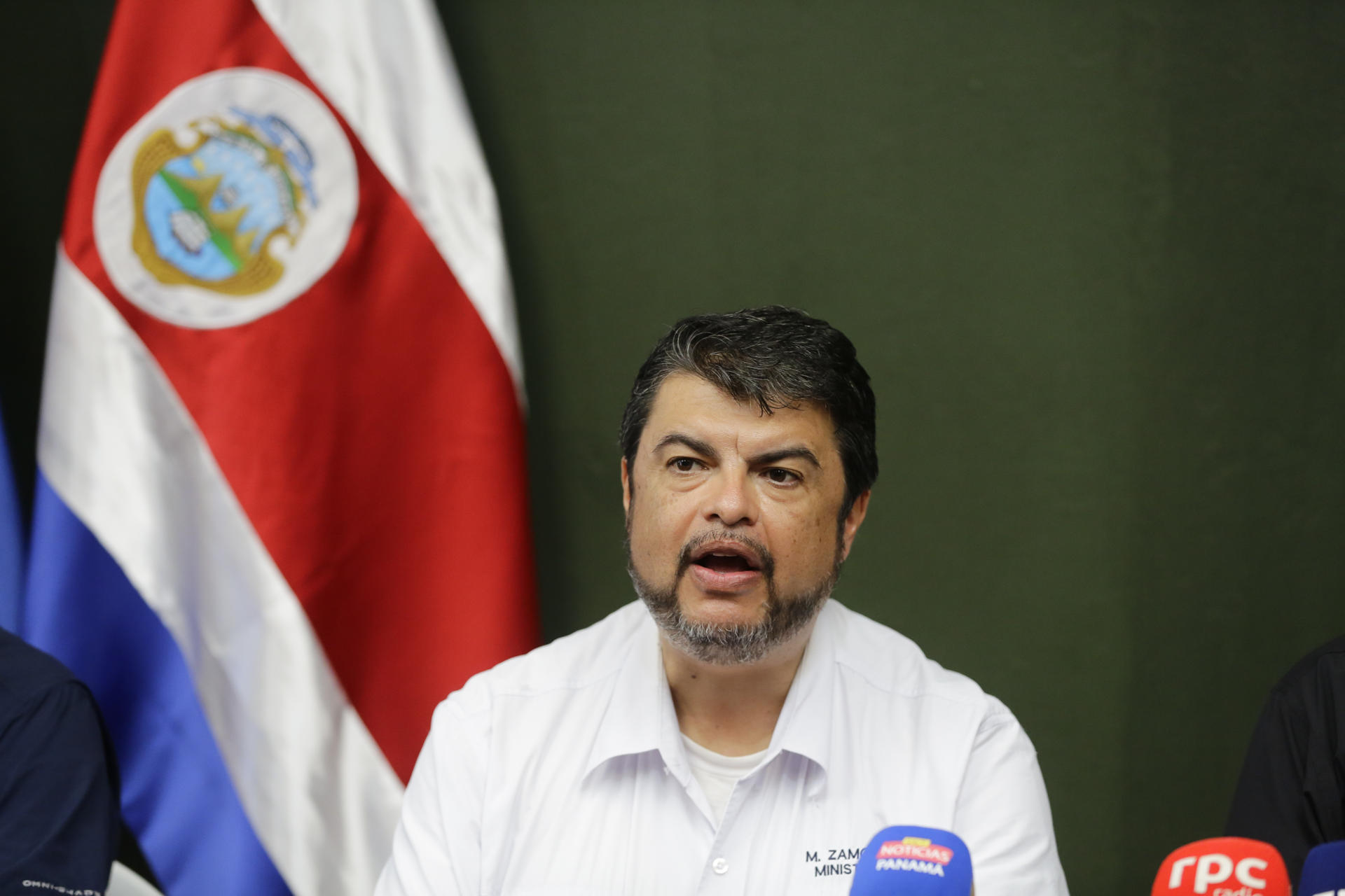 Costa Rica comienza a solicitar visa a hondureños por razones de “seguridad nacional”