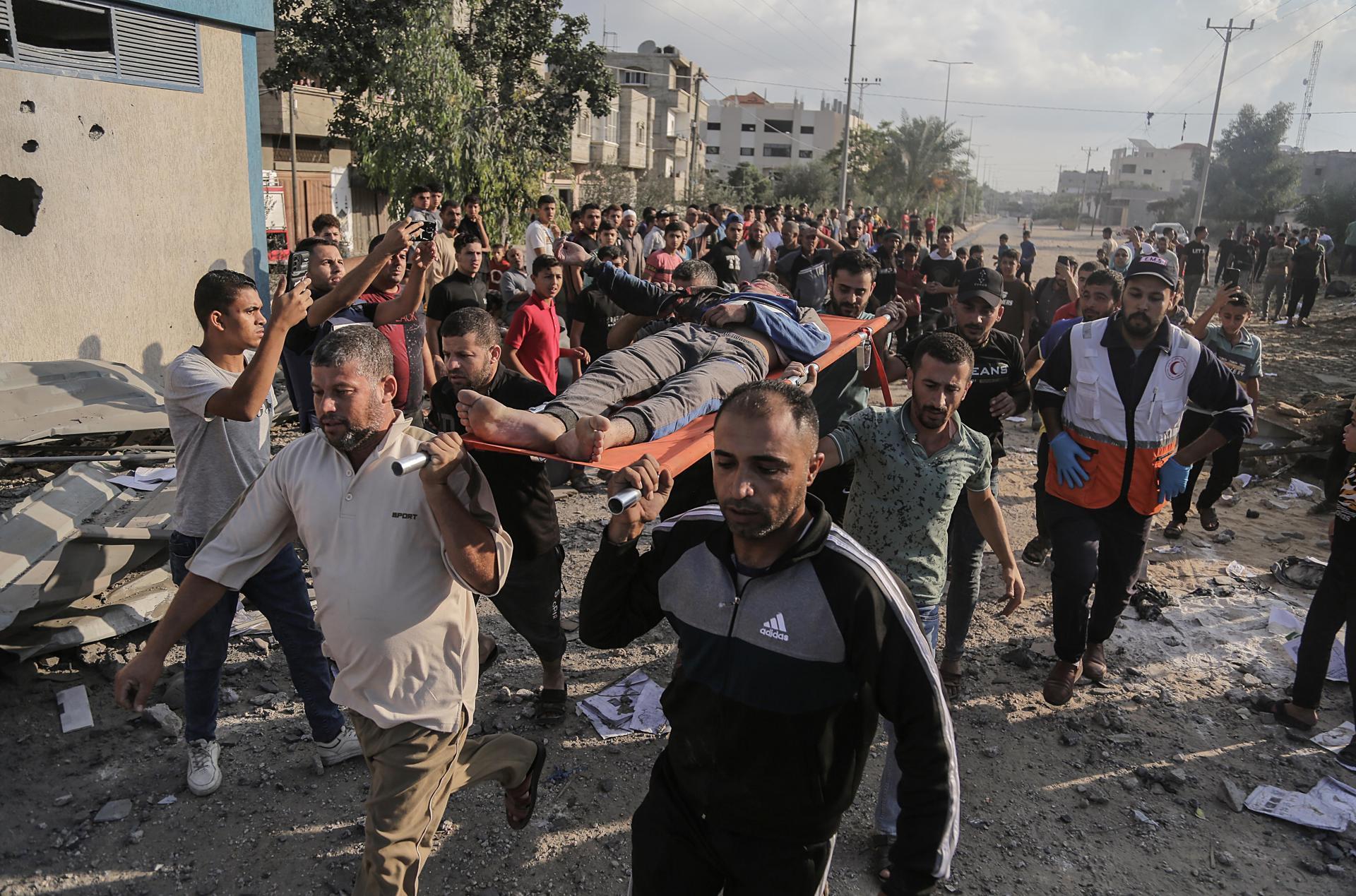 Sube a 2.750 el número de muertos en Gaza