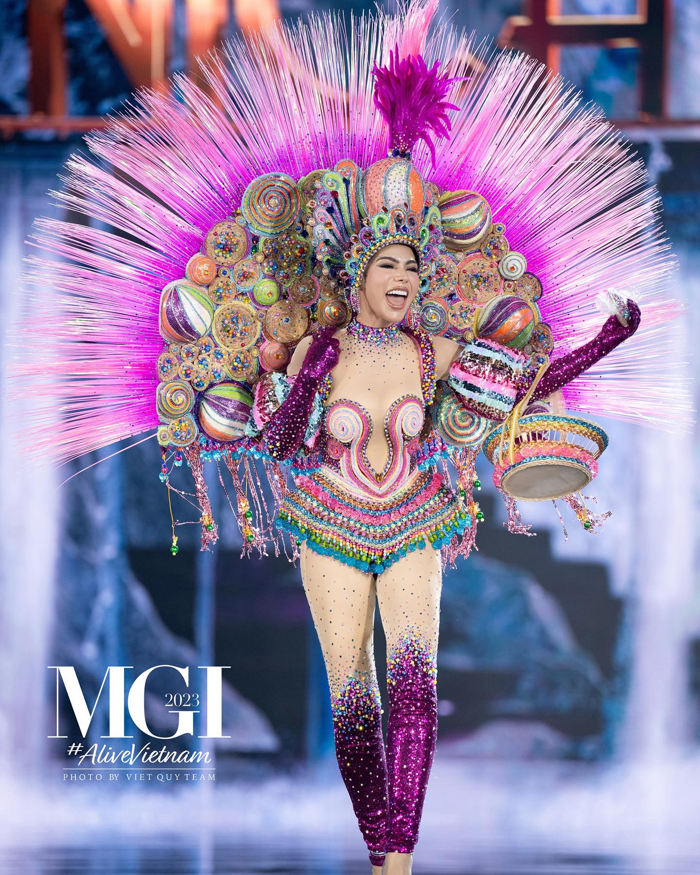 La nicaragüense Glennys Medina en el “top» de los misiólogos del Miss Grand Internacional