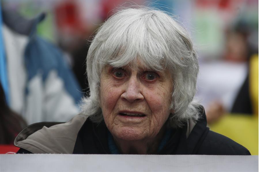 Muere Joan Jara, esposa del cantautor chileno asesinado por la dictadura, Víctor Jara