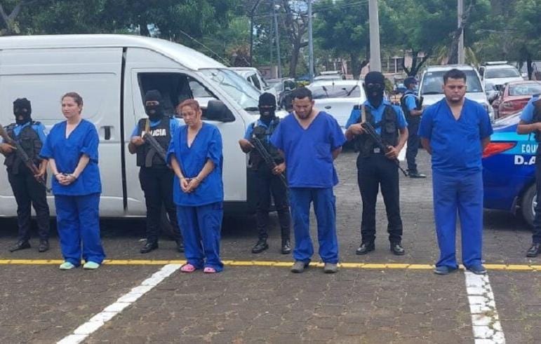 La justicia orteguista retrasa la  sentencia contra  expresentadora  de Canal 4 que lideraba una banda que vendía vehículos robados
