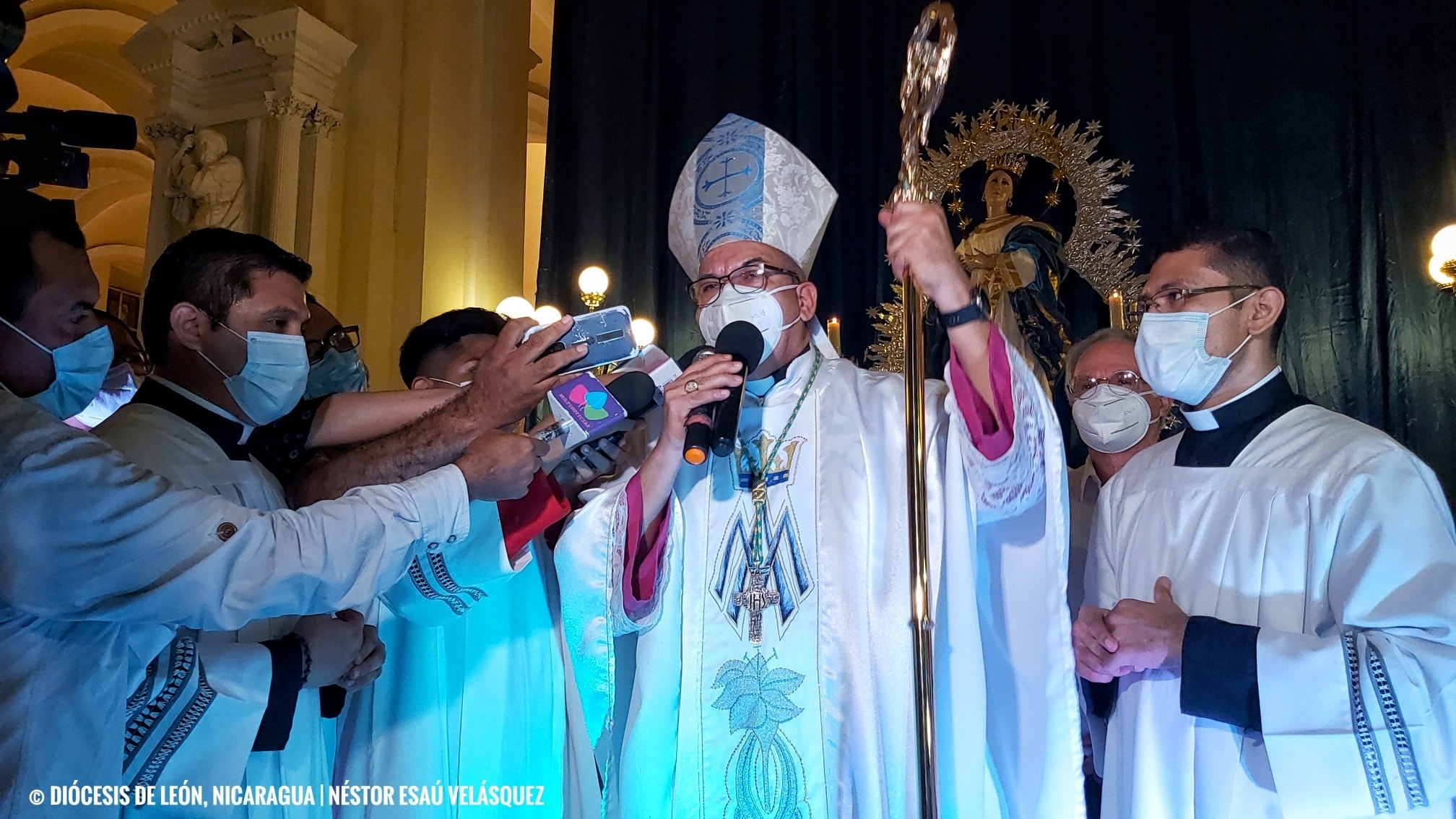 Monseñor Sándigo pide a los nicaragüenses ser fieles a la Iglesia aunque tengan que «caminar entre las espinas»