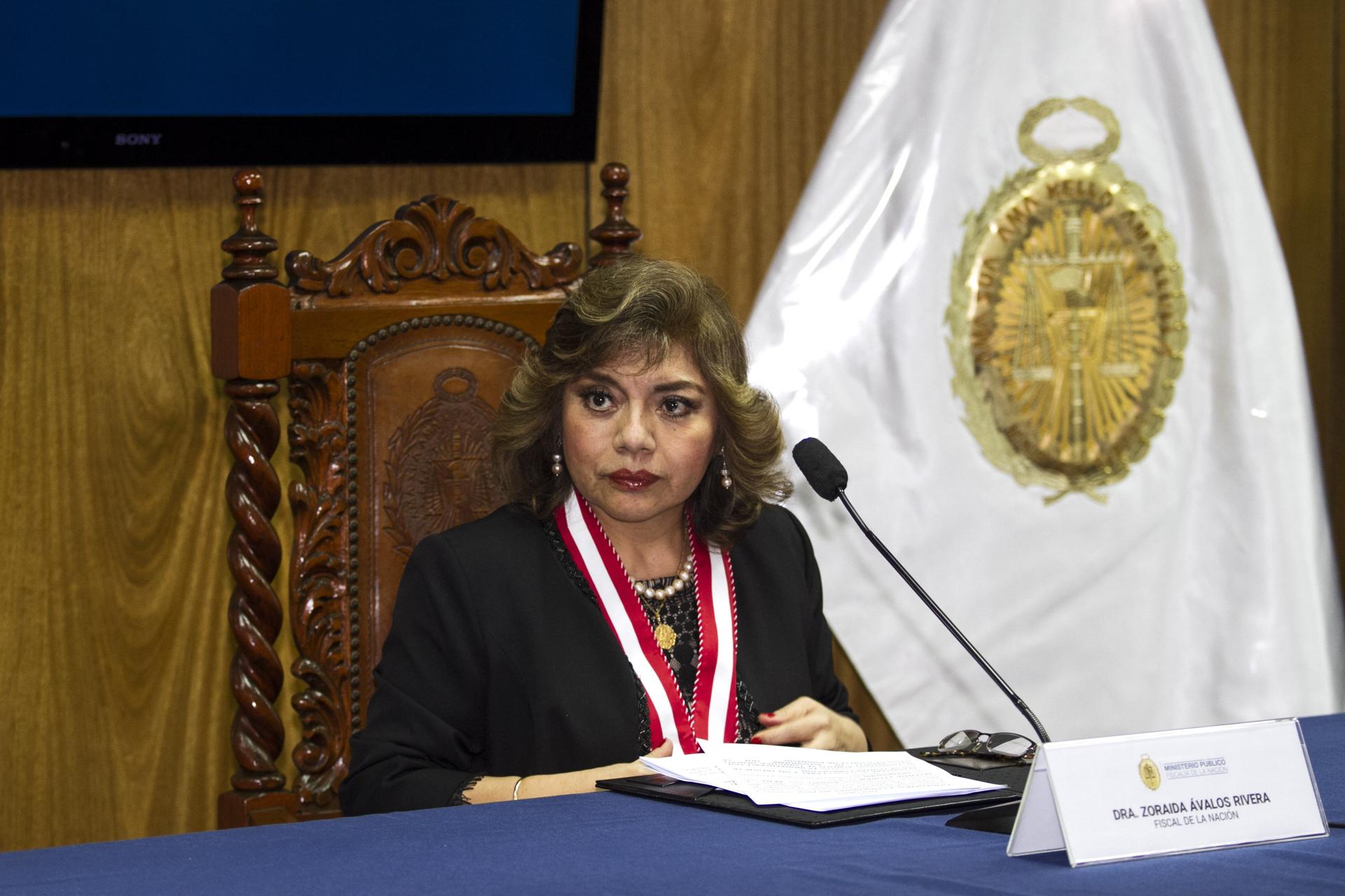 Un juez archiva denuncia que llevó al Congreso a inhabilitar a exfiscal general peruana