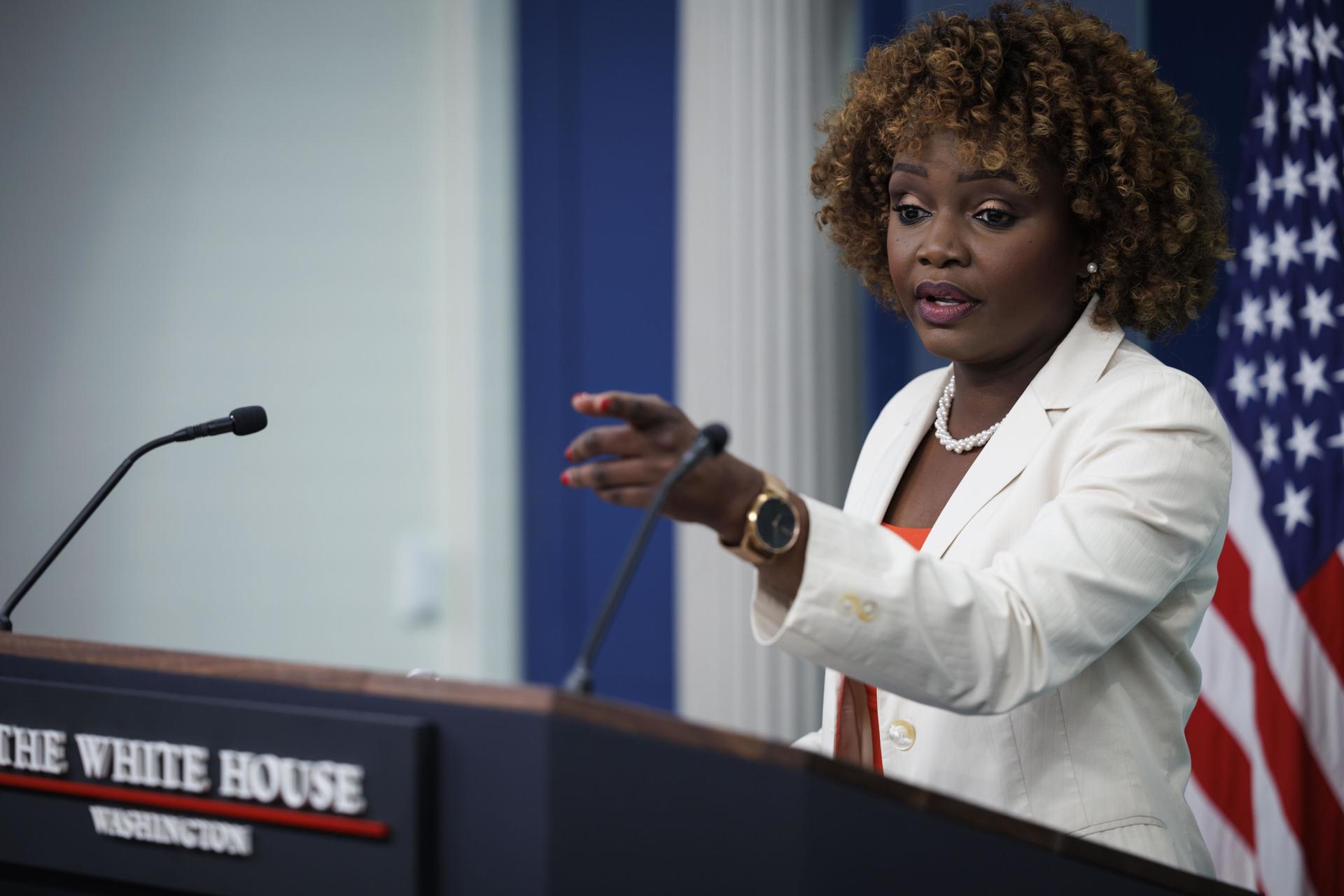 La Casa Blanca critica la nueva ley de Texas porque «deshumaniza» a los migrantes
