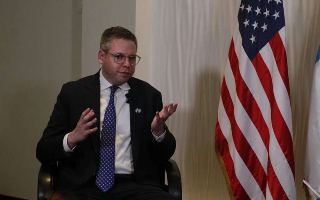 Estados Unidos advierte a Nicaragua que “China promete mucho y no cumple” tras acuerdo de “asociación estratégica” 