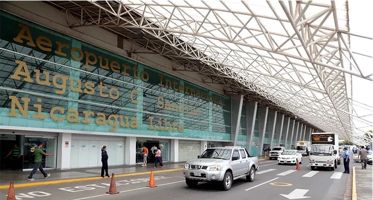 Francia retiene un avión con destino a Nicaragua, con 300 ciudadanos de la India a bordo, por sospecha de tráfico de personas