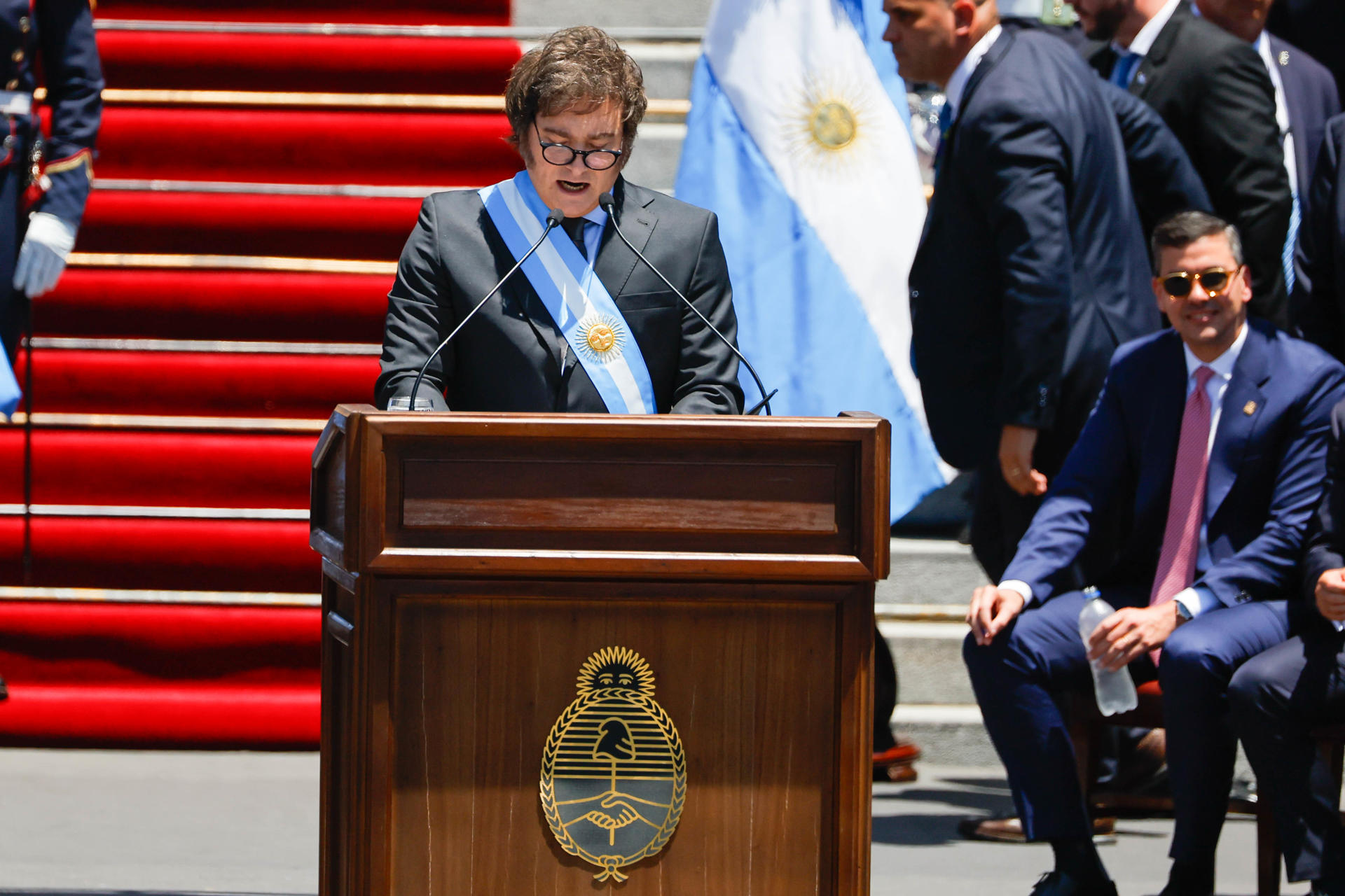 El Gobierno argentino aclara que no privatizará necesariamente 41 empresas públicas