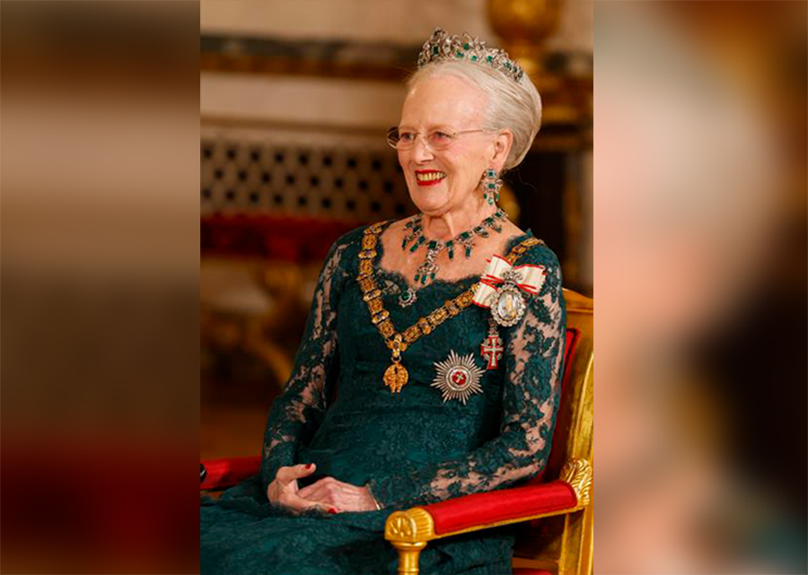 Abdica la popular reina Margarita II de Dinamarca