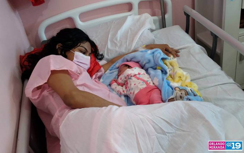 Dos niños y cuatro niñas son los primeros bebés nacidos en Nicaragua en 2024