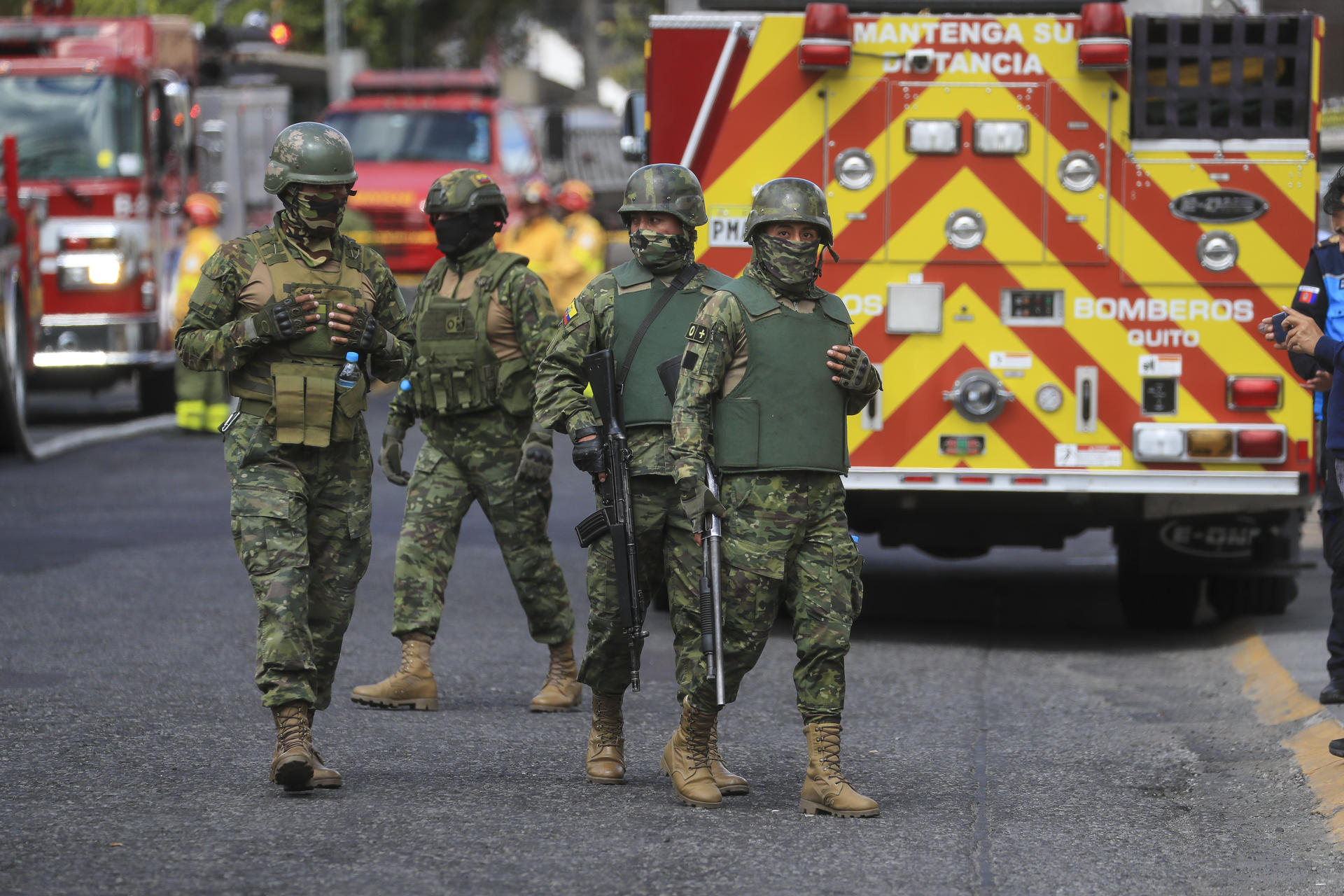 Dos muertos y nueve heridos en un incendio «terrorista» en una discoteca de Ecuador