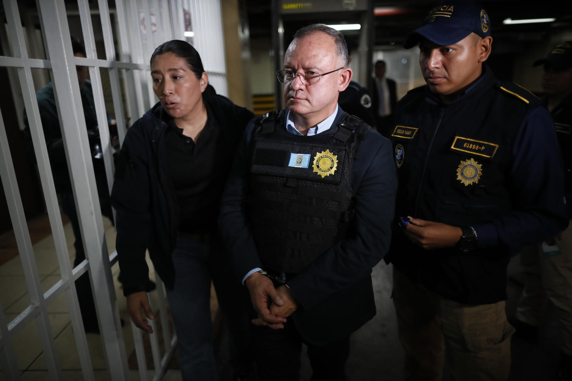 Detienen en Guatemala a un exministro del Interior por no reprimir a manifestantes en 2023