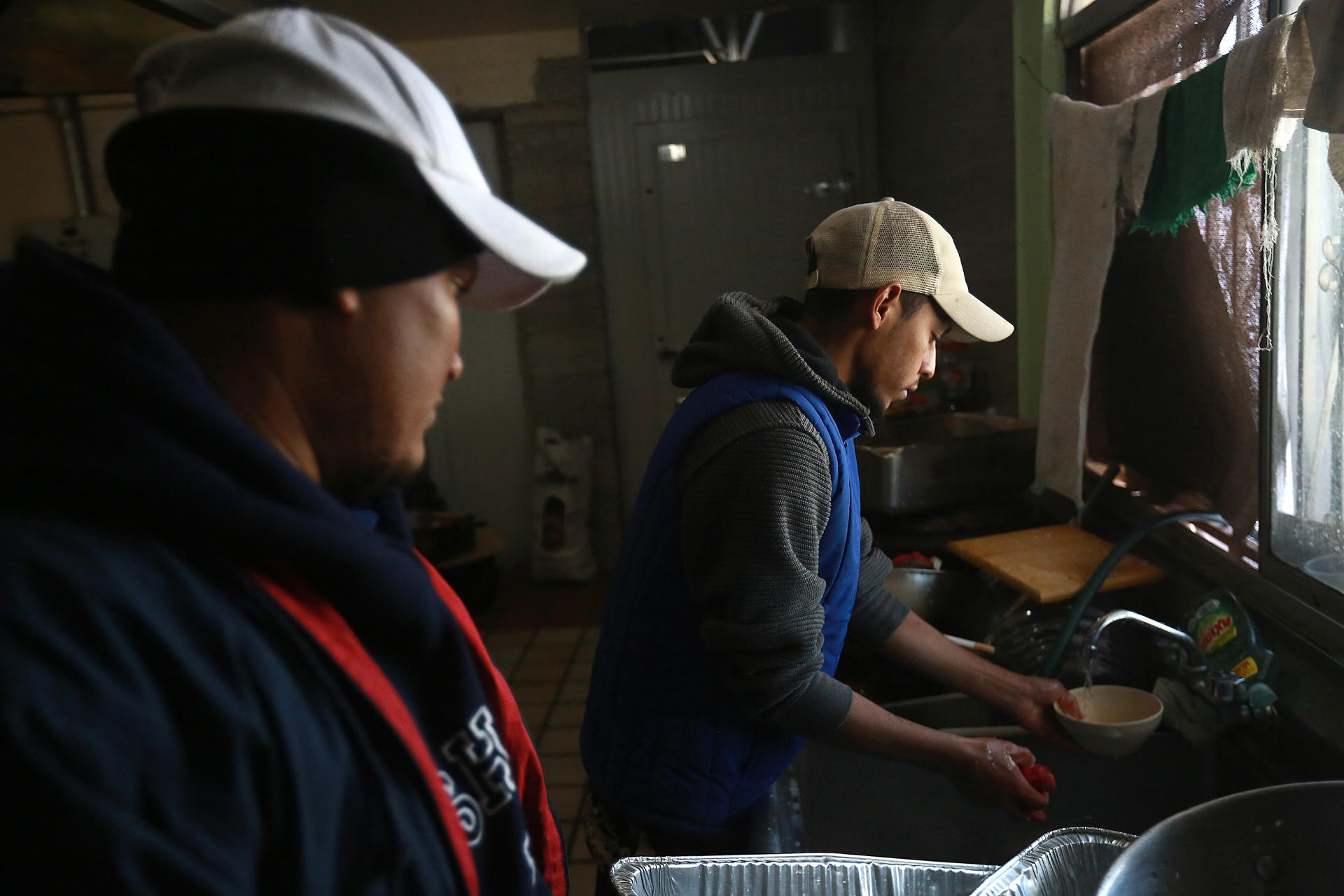 Albergues en norte de México logran trabajo para migrantes ante tardanza de citas en EEUU