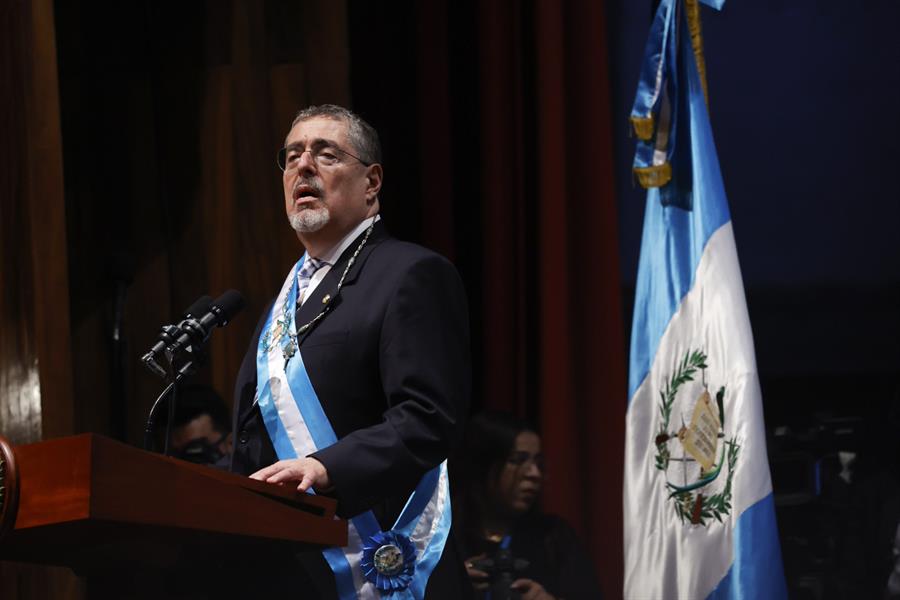 Bernardo Arévalo finalmente es investido presidente de Guatemala hasta el año 2028