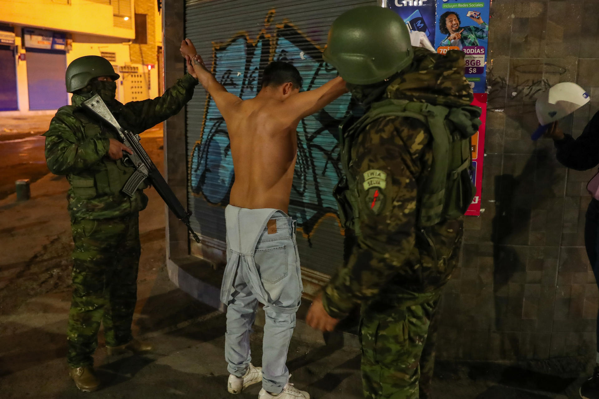 Suben a más de 1.500 los detenidos en Ecuador tras seis días de «conflicto armado interno»