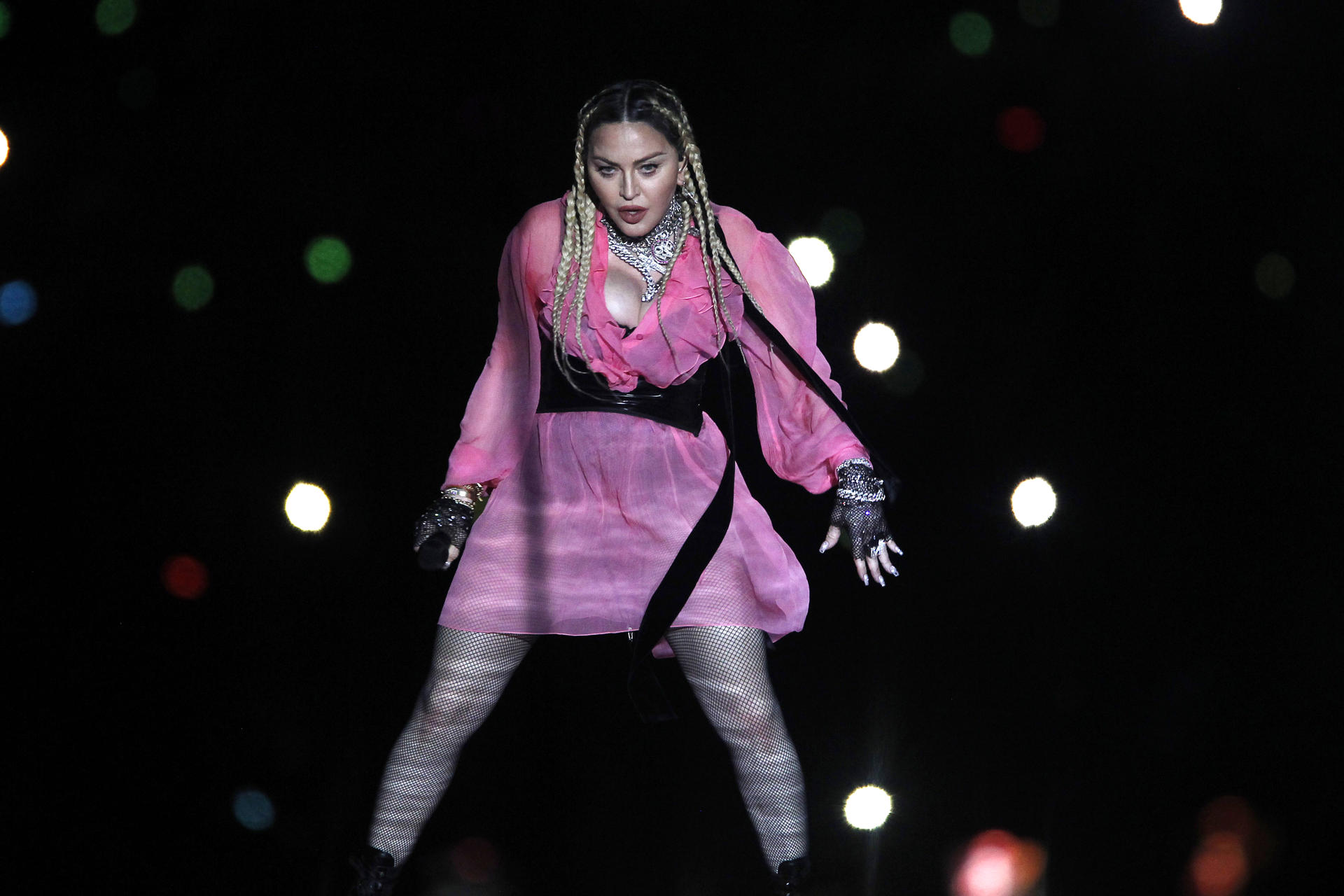 Madonna demandada por dos fans por retraso de 2 horas en su concierto de Nueva York