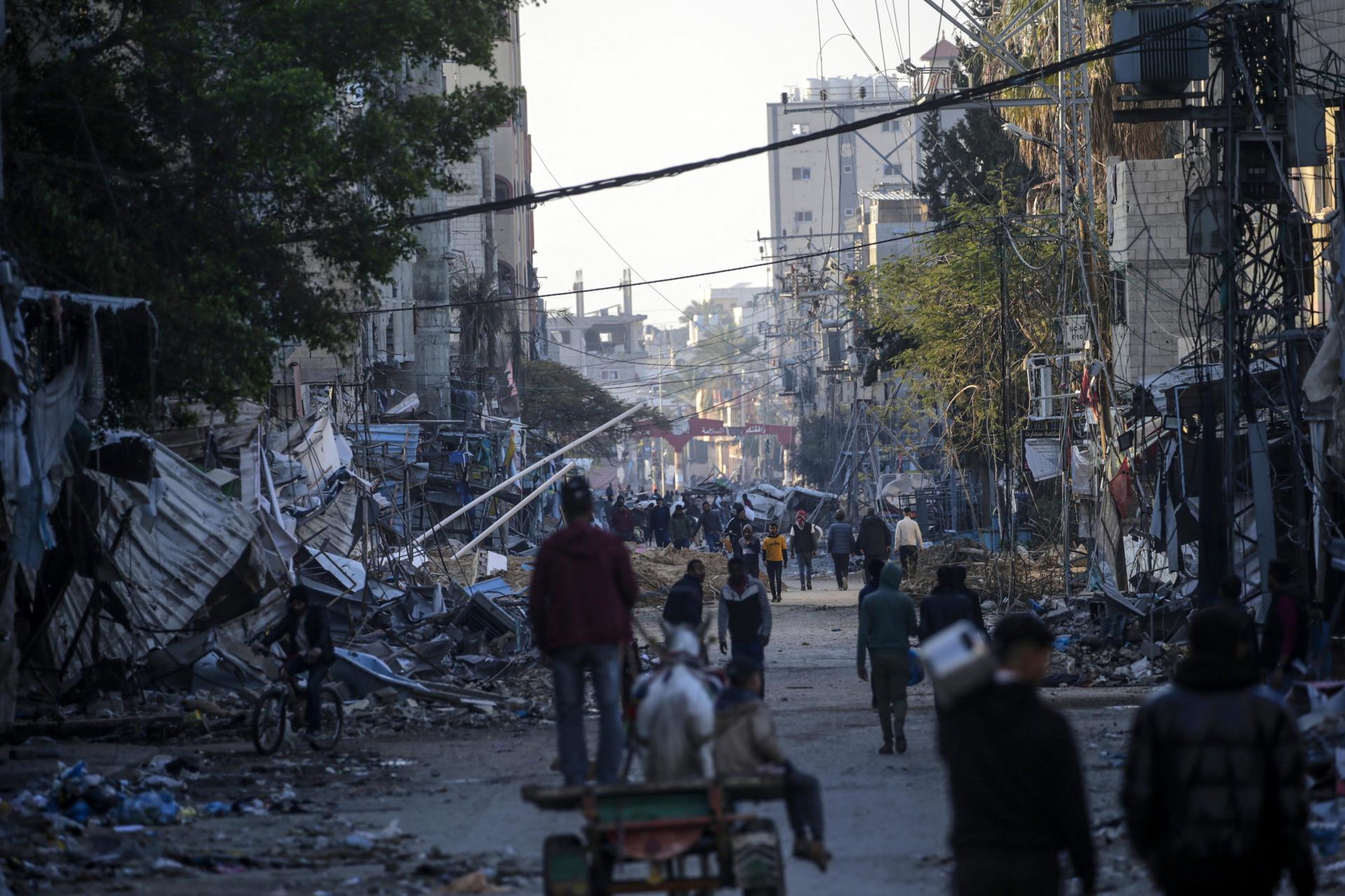 Gaza cumple una semana con internet y las telecomunicaciones cortadas, el «apagón» más largo